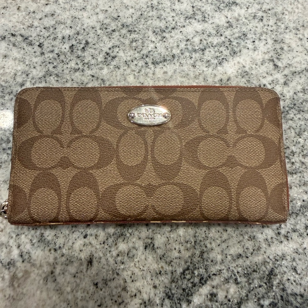 Coach Tan Signature Pattern Wallet